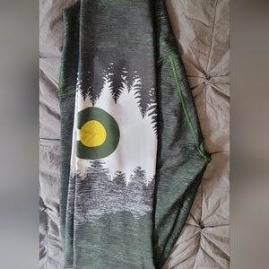 Colorado Threads, Native Style, Deep Forest Green, Size Small